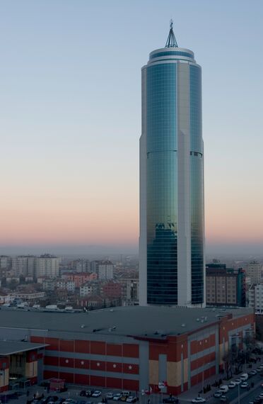 ConceptWall 50 Muros cortina - Office building Konya Selcuklu Tower situado en Konya, Turquía