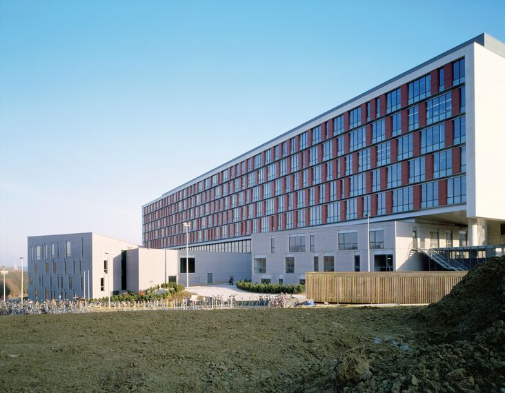 ConceptWall 50 Muros cortina - College/University University Gasthuisberg situado en Leuven, Bélgica
