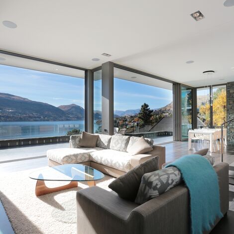 ConceptFolding 77 Puertas correderas y plegables y ConceptSystem 77 Ventanas - Lake Wakatipu House situado en Otago, Nueva Zelanda
