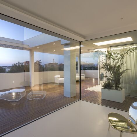 SlimPatio 68 Puertas correderas y plegables, HiFinity Puertas correderas y plegables, ConceptSystem 77 Ventanas y CS 77 Hidden Vent Ventanas - Casa D situado en Ragusa, Italia
