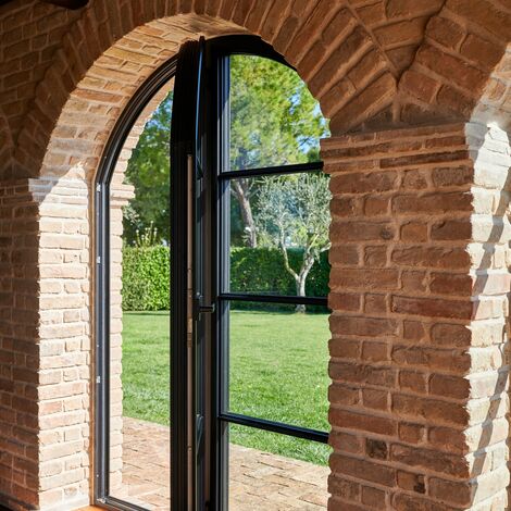 SlimLine 38 Ferro Ventanas, SlimLine 38 Ventanas y SlimLine 38 Classic Ventanas - Villa G situado en Ancona, Italia