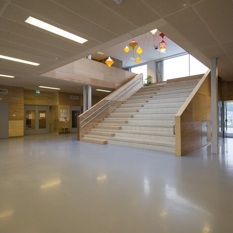 CS 38-SL Sistemas cancelados y SlimLine 38 Ventanas - Boarding school Children's Campus Zuidas situado en Amsterdam, los Países Bajos