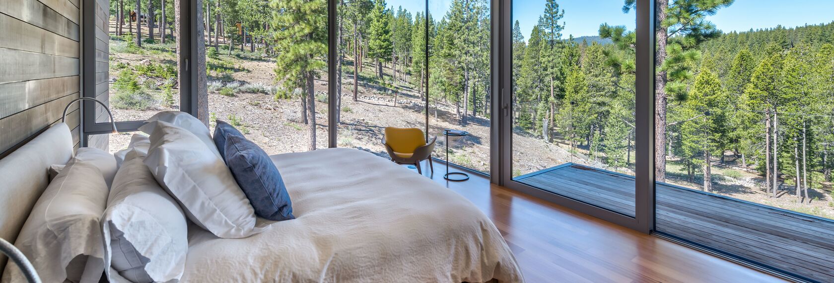 SlimLine 38 Ventanas, SlimLine 38 Puertas, ConceptWall 50 Muros cortina y Mosquito Sistemas complementarios - Martis Camp situado en Truckee, CA, Estados Unidos de América