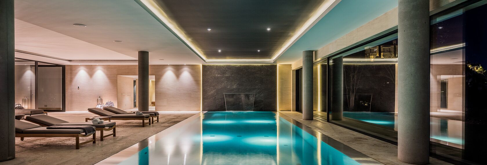 HiFinity Puertas correderas y plegables, ConceptSystem 77 Ventanas y EcoSystem 50 Ventanas - Heaven 11 situado en Marbella, España