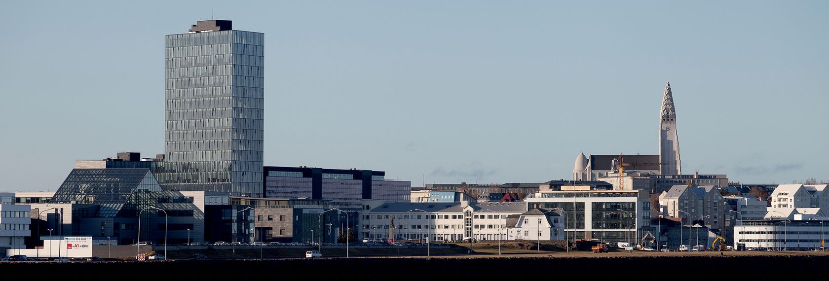 ConceptWall 86 Muros cortina - Höfdatorg situado en Reykjavik, Islandia