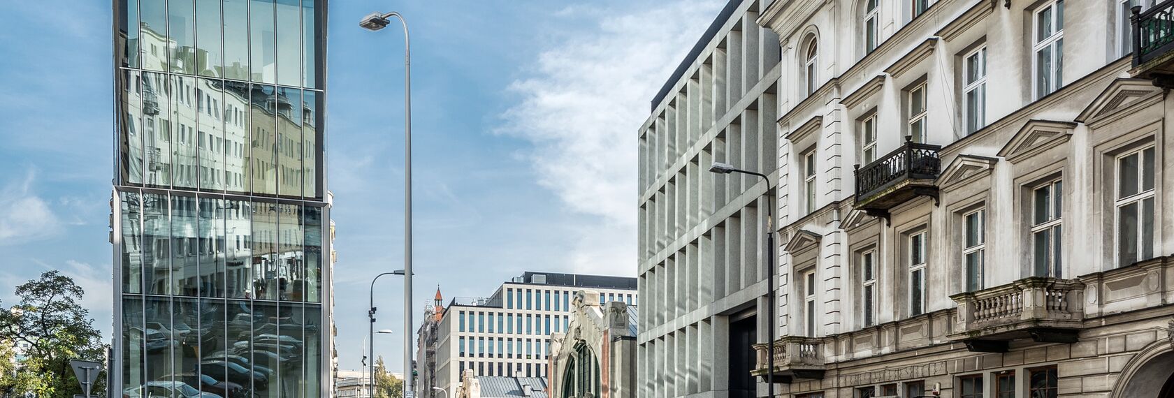 CW 50-HI Muros cortina - The Nest situado en Warsaw, Polonia