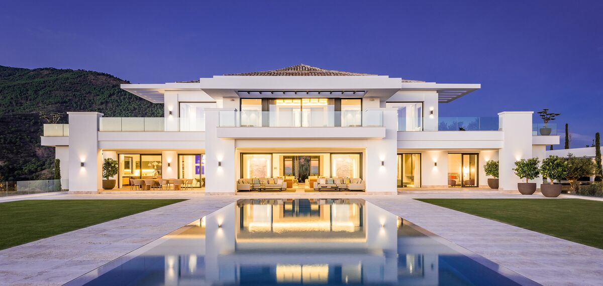 HiFinity Puertas correderas y plegables, ConceptSystem 77 Ventanas y EcoSystem 50 Ventanas - Heaven 11 situado en Marbella, España
