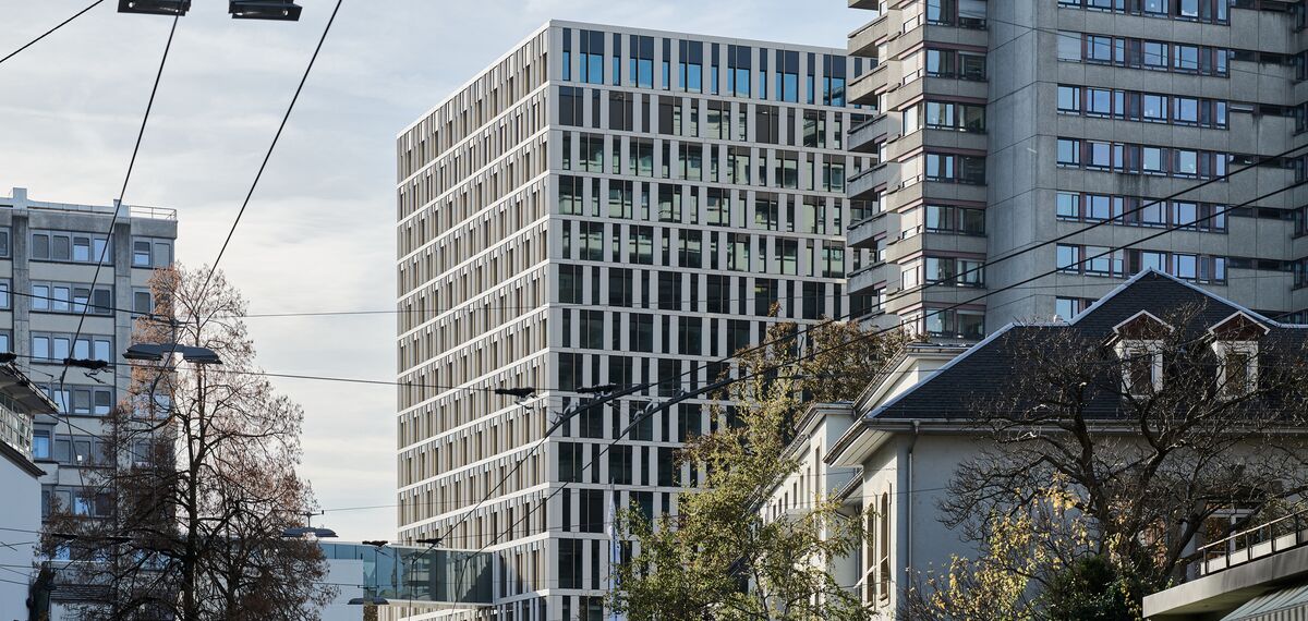 MasterLine 10 Ventanas - Hospital Universitario de Berna, Inselspital situado en Bern, Suiza