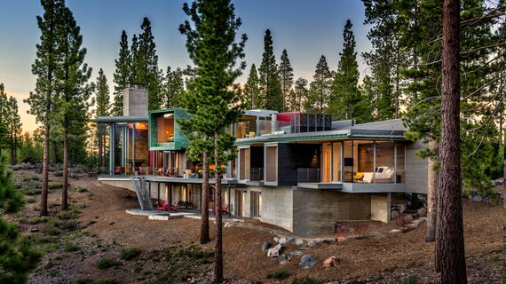 SlimLine 38 Ventanas, SlimLine 38 Puertas, ConceptWall 50 Muros cortina y Mosquito Sistemas complementarios - Martis Camp situado en Truckee, CA, Estados Unidos de América