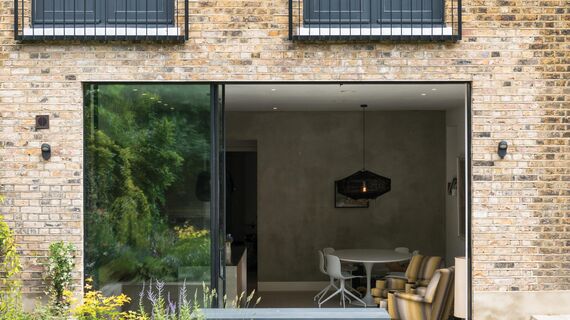 HiFinity Puertas correderas y plegables - St Quintin Avenue situado en London, Reino Unido