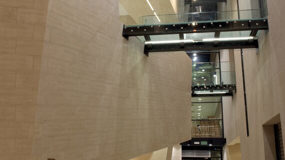 ConceptWall 50 Muros cortina - Museum National Museum of the Przemyśl region situado en Przemyśl, Polonia