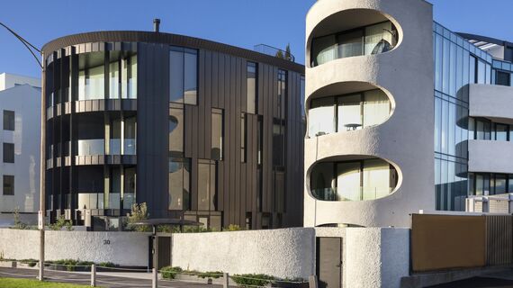 ConceptPatio 130 Puertas correderas y plegables, ConceptWall 50 Muros cortina, SlimLine 68 Ventanas y ConceptSystem 77 Puertas - The Esplanade situado en Brighton, Australia