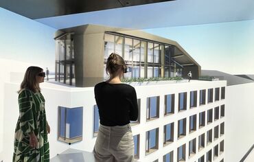 ConceptWall 50 Muros cortina y MasterLine 8 Ventanas - The First situado en Brussels, Bélgica