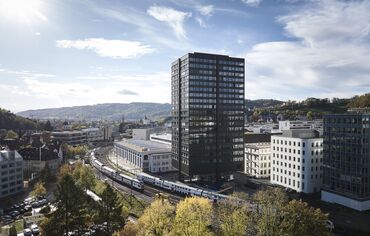 MasterPatio Puertas correderas y plegables, MasterLine 8 Ventanas y MasterLine 8 Puertas - Akara Tower situado en Baden, Suiza